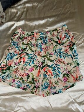 Lands' End Floral High-Waist Elastic Shorts - White Multicolor